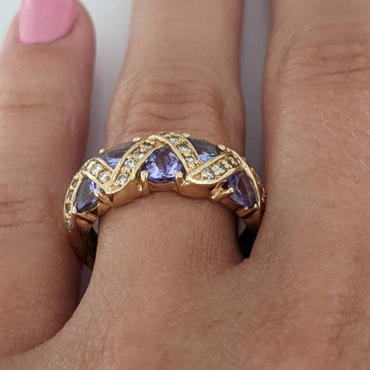 14K TANZANITE TRILLION (5) 4X4 WITH .24 CARAT TOTAL WEIGHT (24) ESTATE BAND 4.8 GRAMS