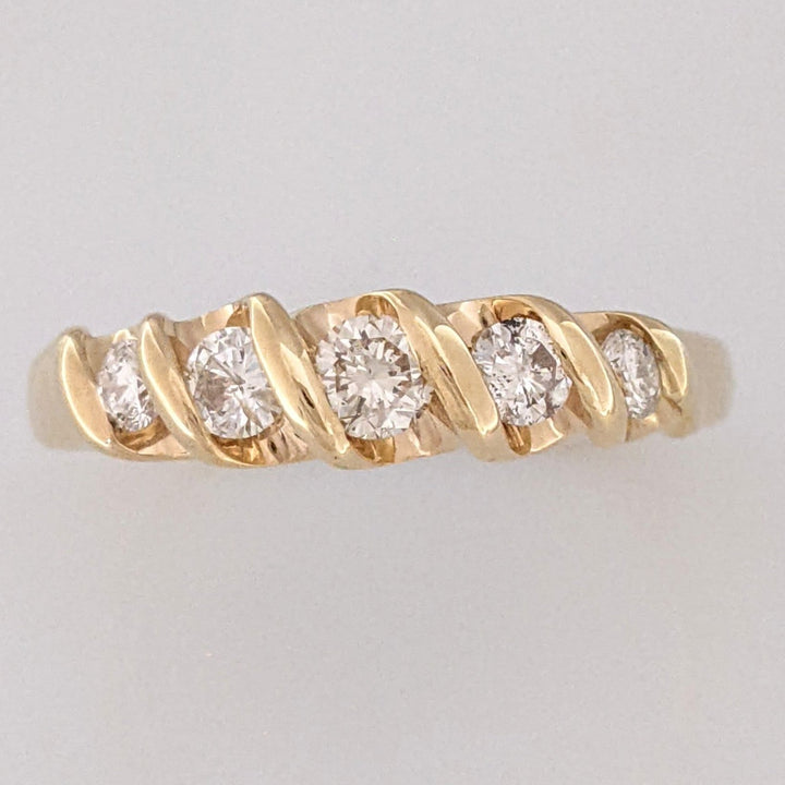 14K .49 CARAT TOTAL WEIGHT SI2 J DIAMOND ROUND (5) S-STYLE BAND 4.5 GRAMS