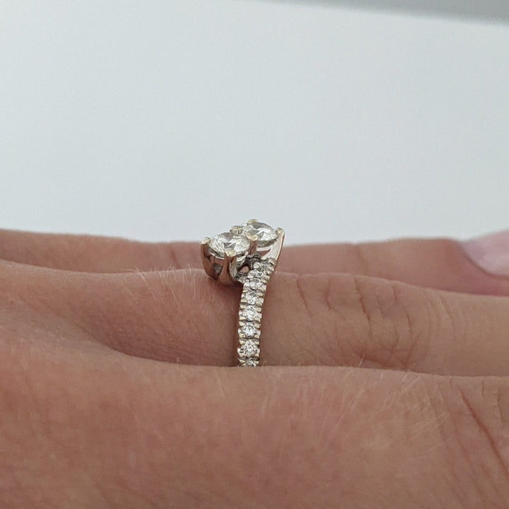 14K WHITE .97 CARAT TOTAL WEIGHT I1 I DIAMOND ROUND (20) BYPASS "EVER US" ESTATE RING 3.5 GRAMS