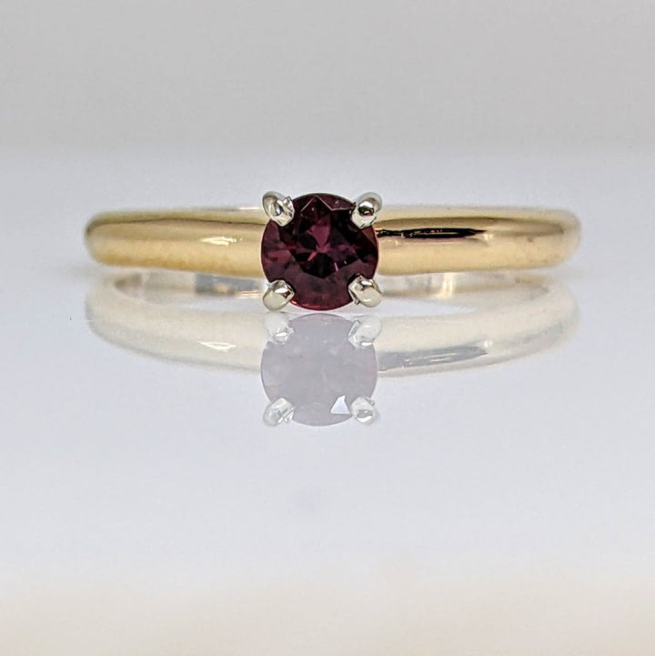 14K BERRY REDDISH SAPPHIRE "AA" ROUND 4MM ESTATE RING 2.2 GRAMS