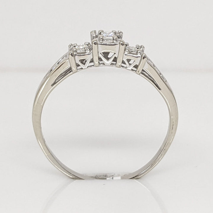 14K WHITE .25 CARAT TOTAL WEIGHT SI2 H DIAMOND PRINCESS CUT (3) ROUND (6) ESTATE TRINITY RING 2.6 GRAMS
