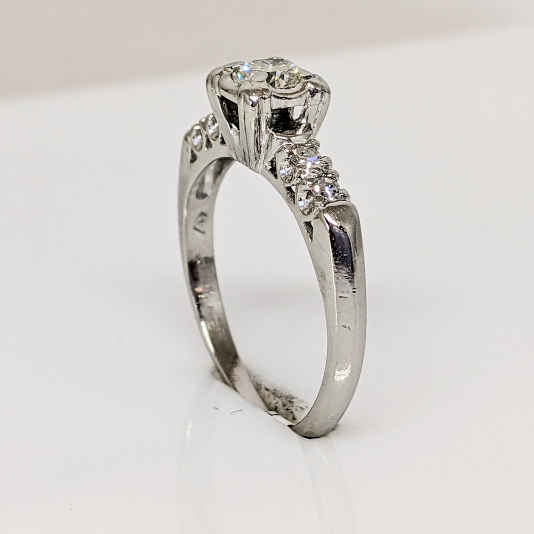 PLATINUM .38 CARAT TOTAL WEIGHT VS2-SI1 J DIAMOND ROUND (5) ESTATE RING 3.9 GRAMS