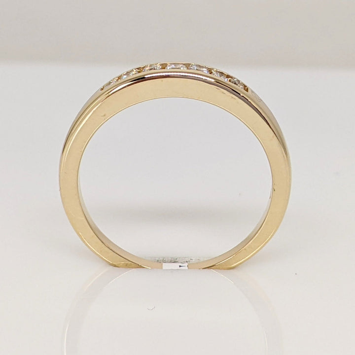 14K .15 CARAT TOTAL WEIGHT SI1 I DIAMOND ROUND (7) CHANNEL SET ESTATE BAND 3.0 GRAMS