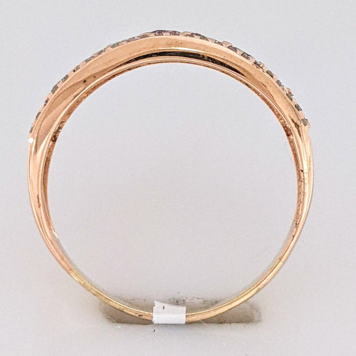 14K ROSE .64 CARAT TOTAL WEIGHT SI2-I1 BROWN/K DIAMOND ROUND (33) ESTATE BAND 2.4 GRAMS