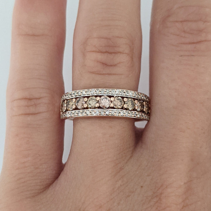 14K ROSE .64 CARAT TOTAL WEIGHT SI2-I1 BROWN/K DIAMOND ROUND (33) ESTATE BAND 2.4 GRAMS