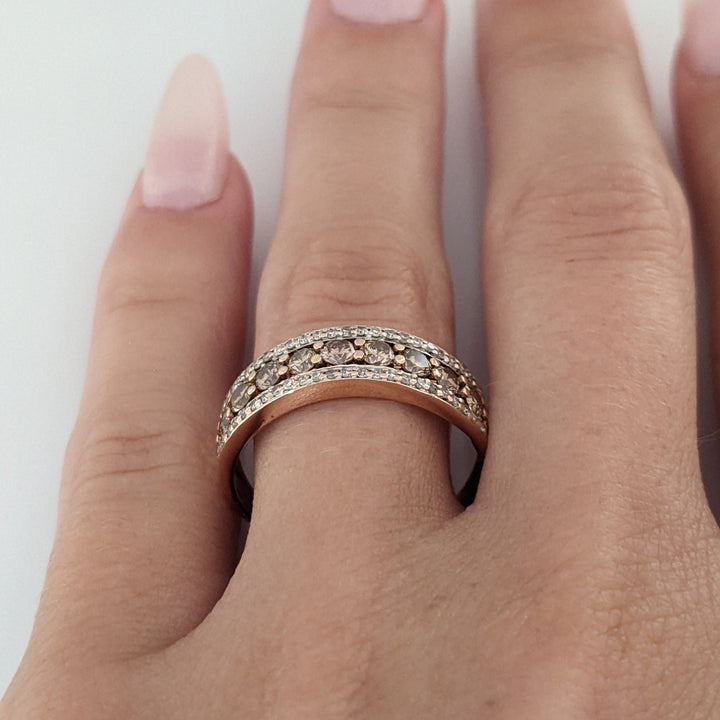 14K ROSE .64 CARAT TOTAL WEIGHT SI2-I1 BROWN/K DIAMOND ROUND (33) ESTATE BAND 2.4 GRAMS