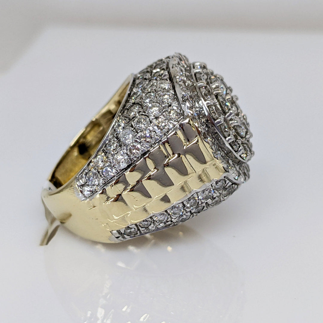 10K TWO-TONE 4.72 CARART TOTAL WEIGHT I1 I DIAMOND ROUND (153) ESTATE CLUSTER RING 16.2 GRAMS