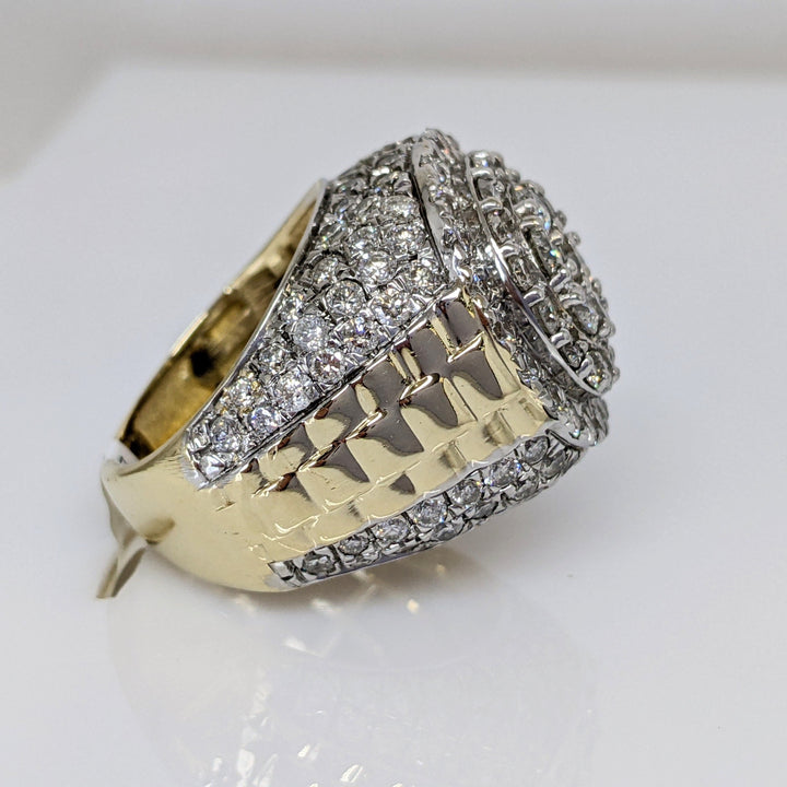 10K TWO-TONE 4.72 CARART TOTAL WEIGHT I1 I DIAMOND ROUND (153) ESTATE CLUSTER RING 16.2 GRAMS