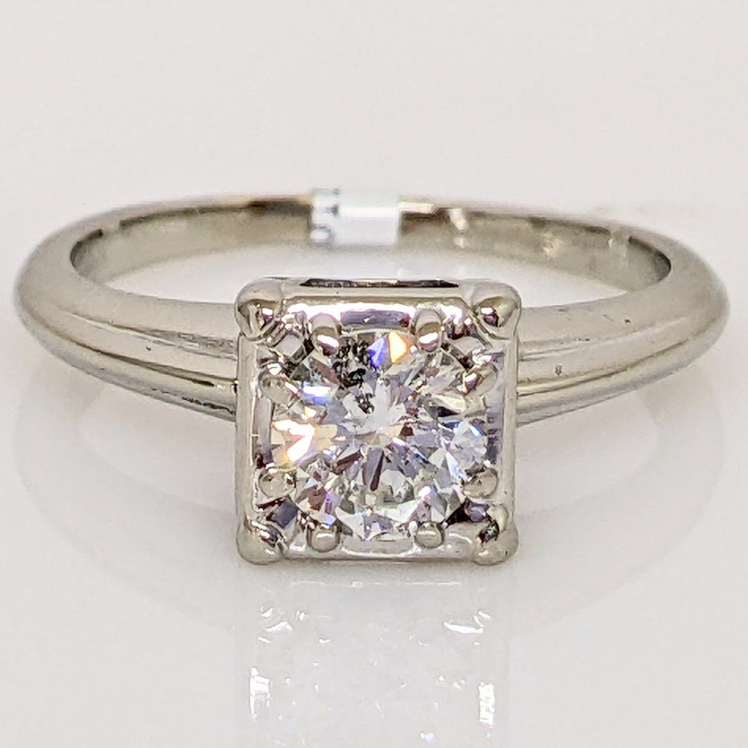 14K WHITE .47 CARAT TOTAL WEIGHT I1 I DIAMOND ROUND ILLUSION HEAD ESTATE RING 2.6 GRAMS