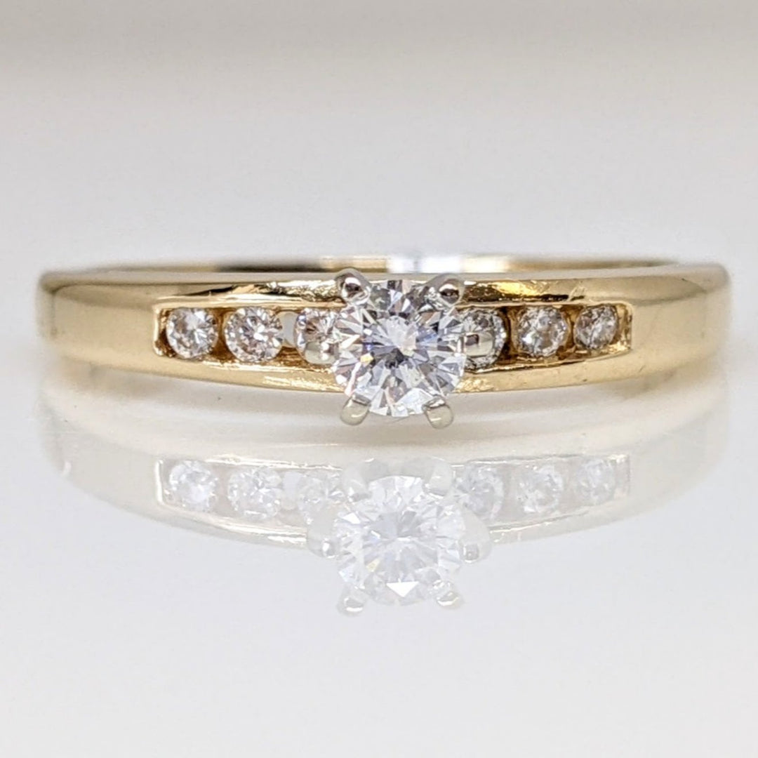 14K .27 CARAT TOTAL WEIGHT SI2 I DIAMOND ROUND (7) ESTATE RING 3.0 GRAMS