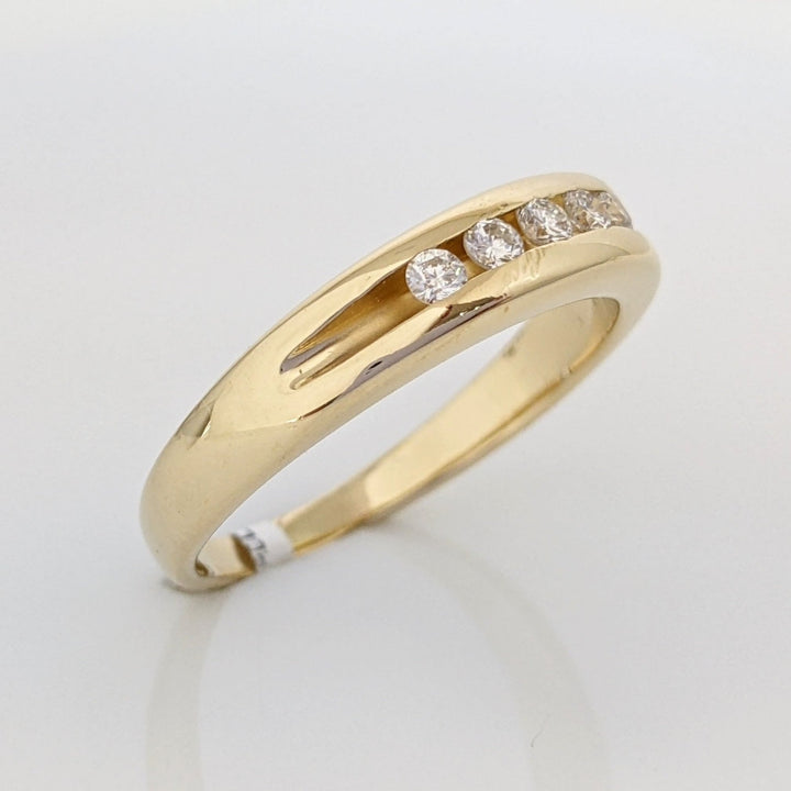 14K .20 CARAT TOTAL WEIGHT SI2 I DIAMOND ROUND (5) ESTATE CHANNEL SET BAND 5.0 GRAMS
