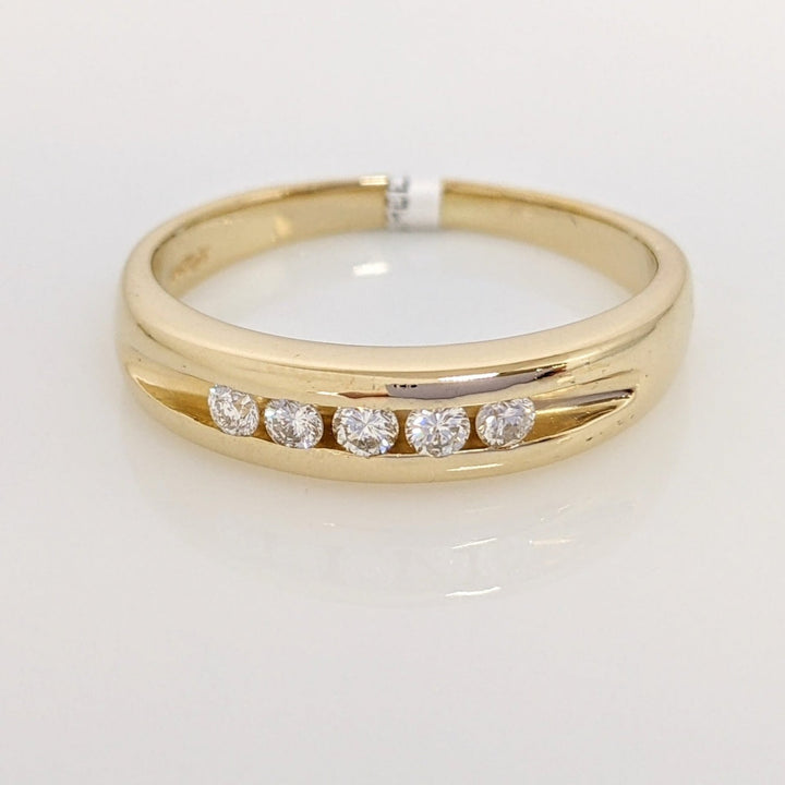 14K .20 CARAT TOTAL WEIGHT SI2 I DIAMOND ROUND (5) ESTATE CHANNEL SET BAND 5.0 GRAMS