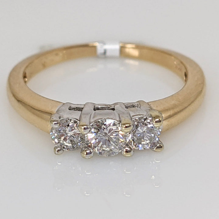 14K .42 CARAT TOTAL WEIGHT I1 H DIAMOND ROUND (3) ESTATE TRINITY RING 2.4 GRAMS