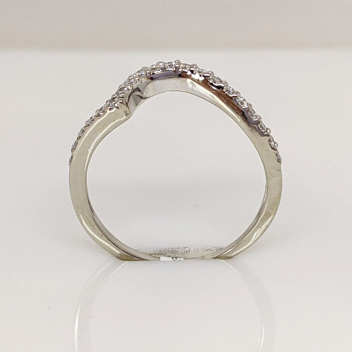 14K WHITE .20 CARAT TOTAL WEIGHT SI1 H DIAMOND ROUND (20) ESTATE CURVED BAND 1.2 GRAMS