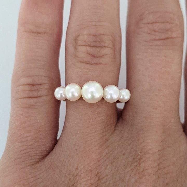 18K PEARL ROUND (5) GRADUATED ESTATE RING 2.5 GRAMS