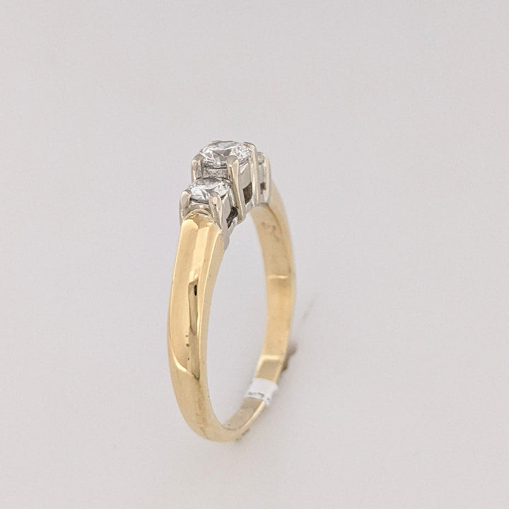 14K .54 CARAT TOTAL WEIGHT SI2 G DIAMOND ROUND (3) ESTATE TRINITY RING 4.3 GRAMS