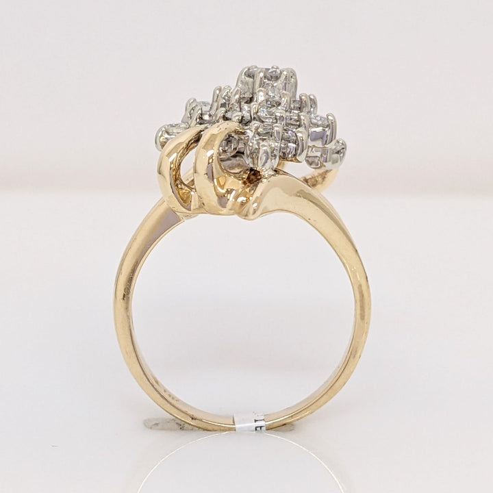 14K .93 CARAT TOTAL WEIGHT SI1 G DIAMOND ROUND (27) ESTATE CLUSTER RING 8.2 GRAMS