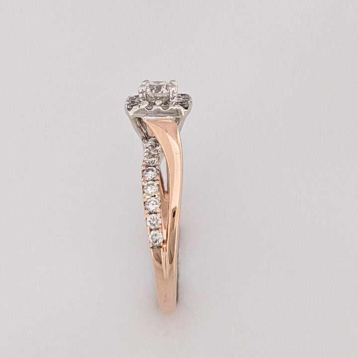 14K ROSE .82 CARAT TOTAL WEIGHT I1 H DIAMOND ROUND (27) ESTATE HALO RING 3.8 GRAMS