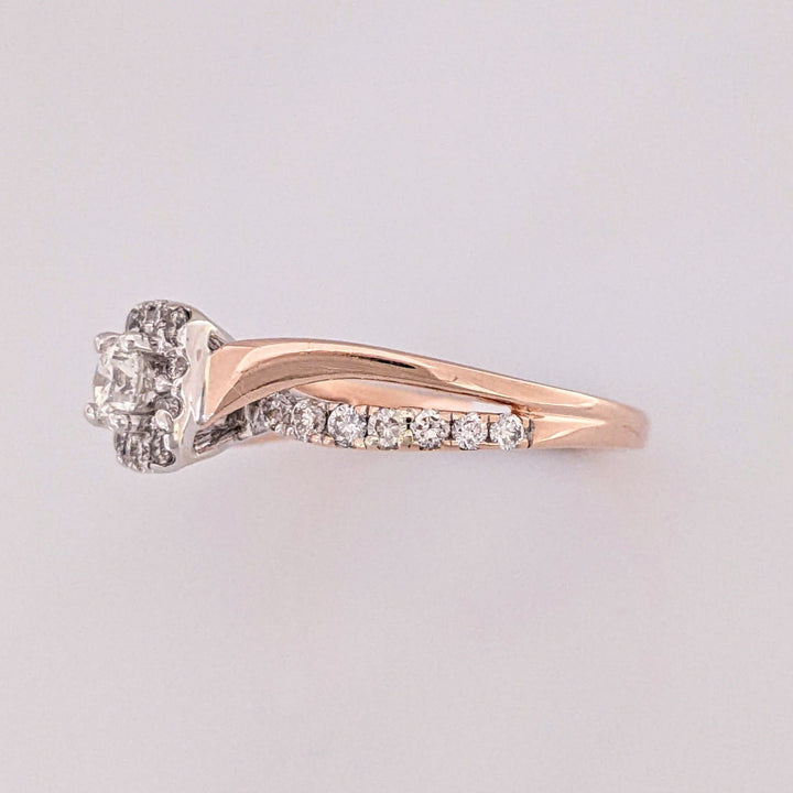 14K ROSE .82 CARAT TOTAL WEIGHT I1 H DIAMOND ROUND (27) ESTATE HALO RING 3.8 GRAMS