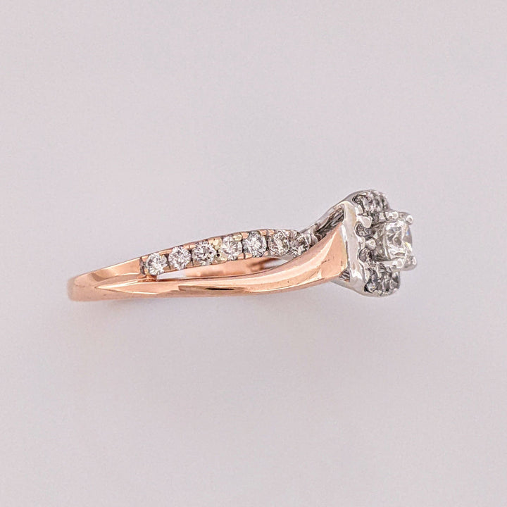 14K ROSE .82 CARAT TOTAL WEIGHT I1 H DIAMOND ROUND (27) ESTATE HALO RING 3.8 GRAMS