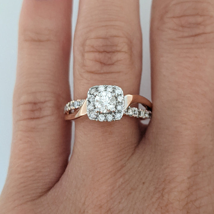 14K ROSE .82 CARAT TOTAL WEIGHT I1 H DIAMOND ROUND (27) ESTATE HALO RING 3.8 GRAMS