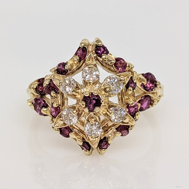 14K RUBY ROUND (17) WITH .18 DIAMOND TOTAL WEIGHT (6) ROUND ESTATE FLORAL CLUSTER RING 3.7 GRAMS