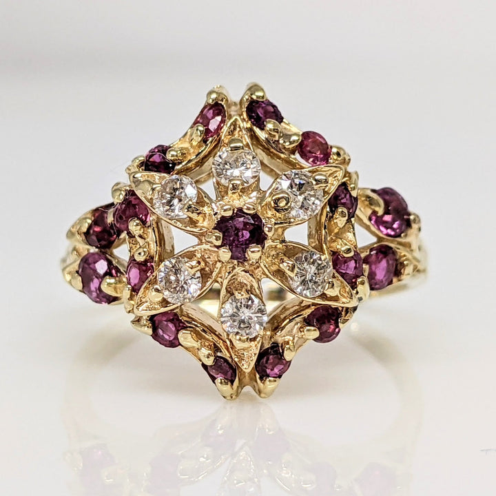 14K RUBY ROUND (17) WITH .18 DIAMOND TOTAL WEIGHT (6) ROUND ESTATE FLORAL CLUSTER RING 3.7 GRAMS