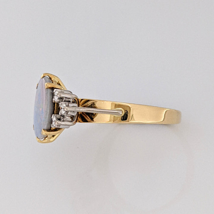 18K OPAL "AA" OVAL 11.5X10 WITH .20 DTW (6) ROUND VS1 G ESTATE RING 5.2 GRAMS