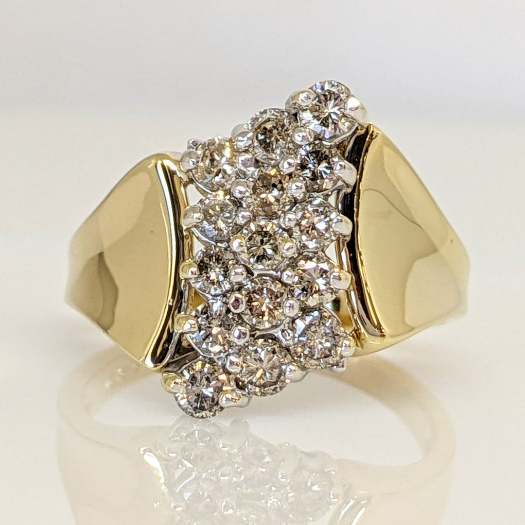 10K .90 CARAT TOTAL WEIGHT I2 K DIAMOND ROUND (15) CLUSTER ESTATE RING 4.8 GRAMS