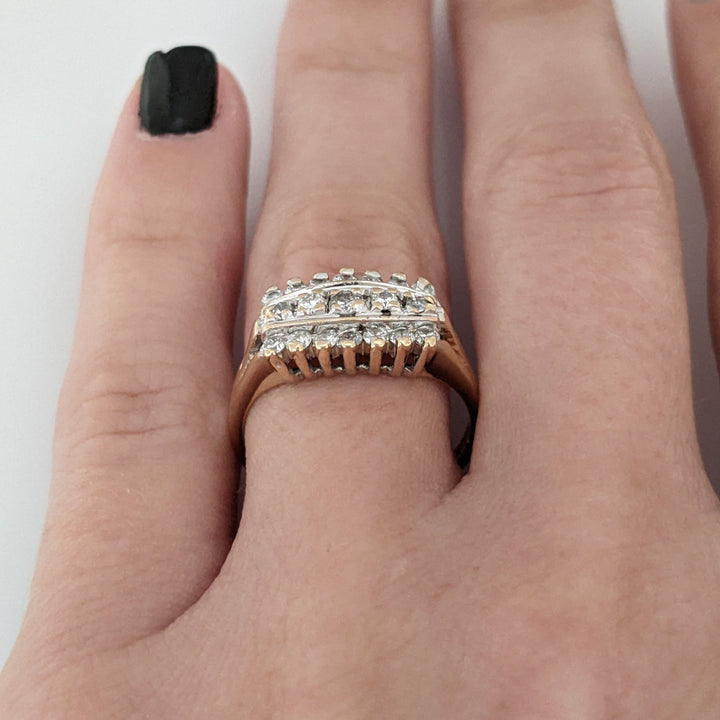 14K .51 CARAT TOTAL WEIGHT I1 I DIAMOND ROUND (19) 3-ROW ESTATE RING 3.2 GRAMS