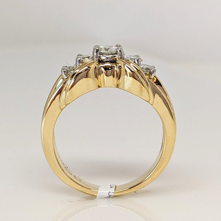 18K .57 CARAT TOTAL WEIGHT VS1 G DIAMOND ROUND (5) ESTATE RING 9.1 GRAMS