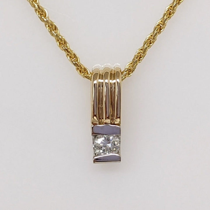 14K .15 CARAT TOTAL I1 H DIAMOND ROUND TENSION SET ESTATE PENDANT & CHAIN 5.5 GRAMS