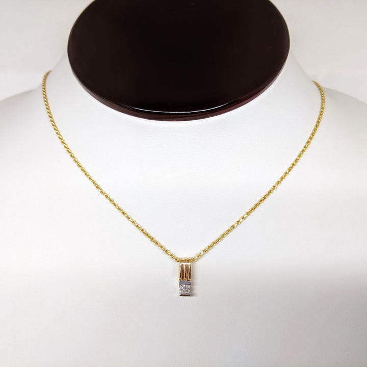 14K .15 CARAT TOTAL I1 H DIAMOND ROUND TENSION SET ESTATE PENDANT & CHAIN 5.5 GRAMS