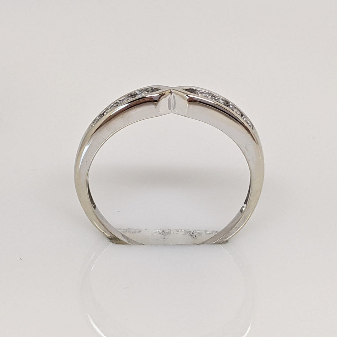 14K WHITE .12 CARAT TOTAL WEIGHT I1 I DIAMOND ROUND (8) CHANNEL SET ESTATE BAND 1.2 GRAMS