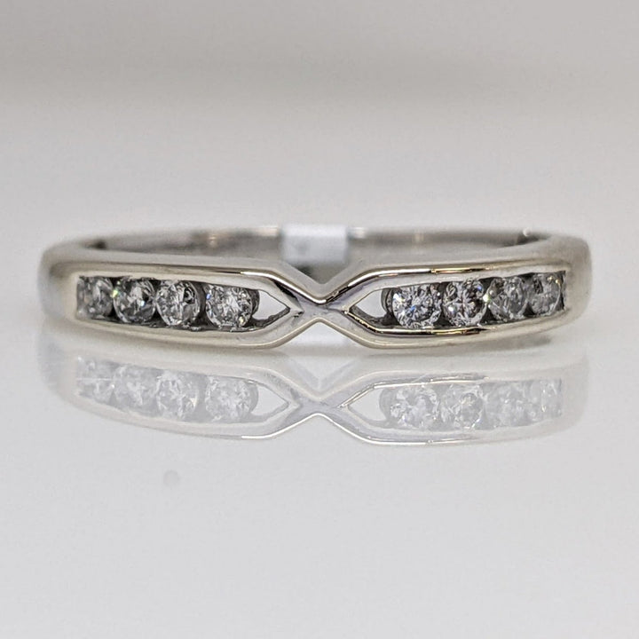 14K WHITE .12 CARAT TOTAL WEIGHT I1 I DIAMOND ROUND (8) CHANNEL SET ESTATE BAND 1.2 GRAMS