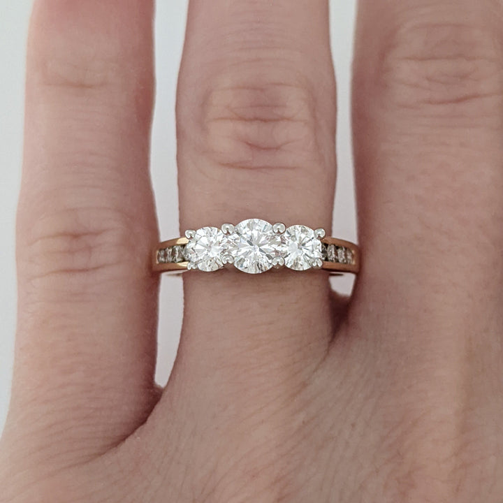 14K 1.02 CARAT TOTAL WEIGHT I1 G DIAMOND ROUND (11) ESTATE TRINITY RING 3.5 GRAMS