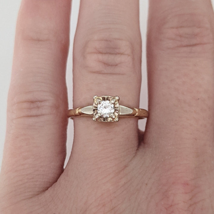 14K .16 CARAT TOTAL VS1 I DIAMOND ROUND ILLUSION HEAD ESTATE RING 1.9 GRAMS