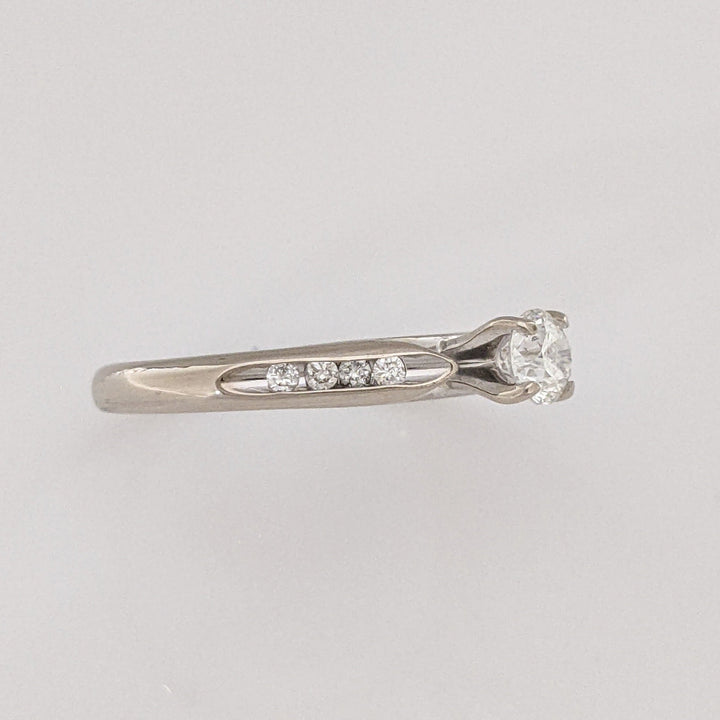 14K WHITE .26 CARAT TOTAL WEIGHT SI2 H DIAMOND ROUND (9) ESTATE RING 1.9 GRAMS