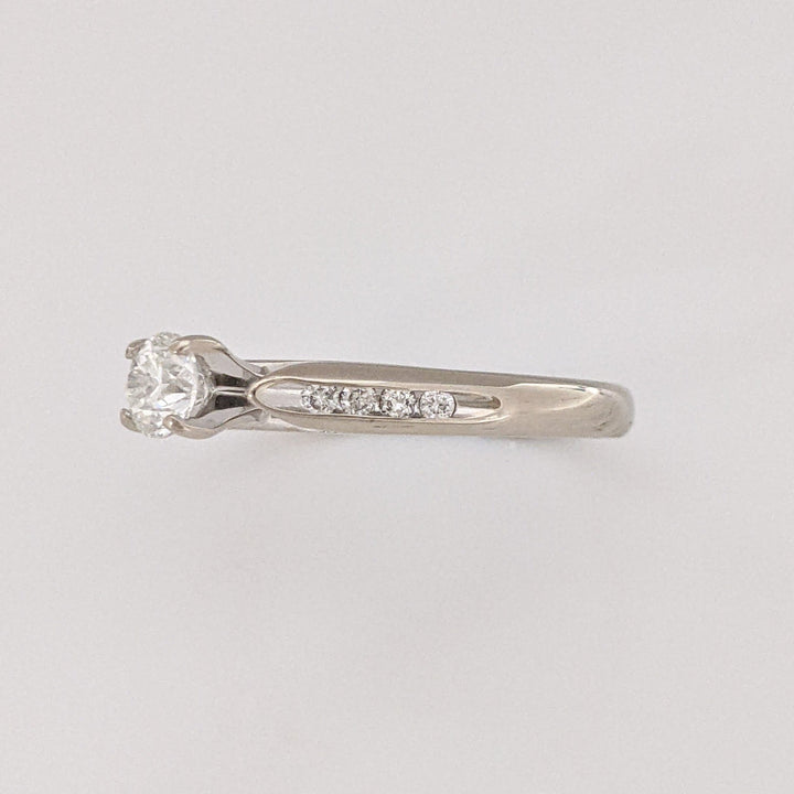 14K WHITE .26 CARAT TOTAL WEIGHT SI2 H DIAMOND ROUND (9) ESTATE RING 1.9 GRAMS