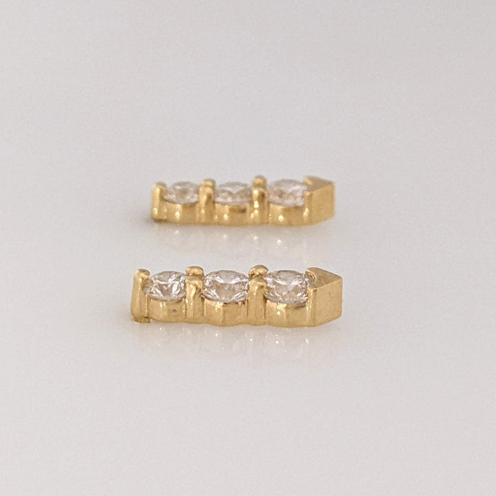 18K .64 CARAT TOTAL WEIGHT SI1 K DIAMOND ROUND (6) DROP ESTATE EARRINGS 1.5 GRAMS