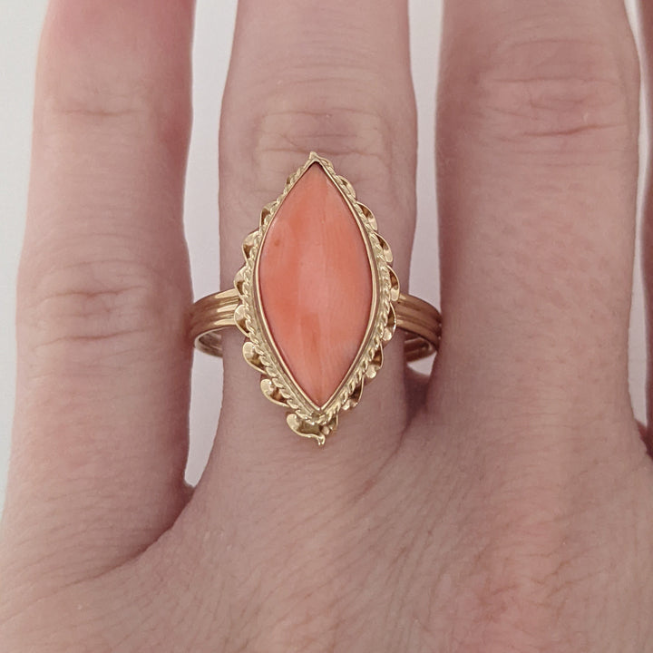 14K CORAL MARQUISE 7.5X18 WITH GOLD TRIM ESTATE RING 3.5 GRAMS