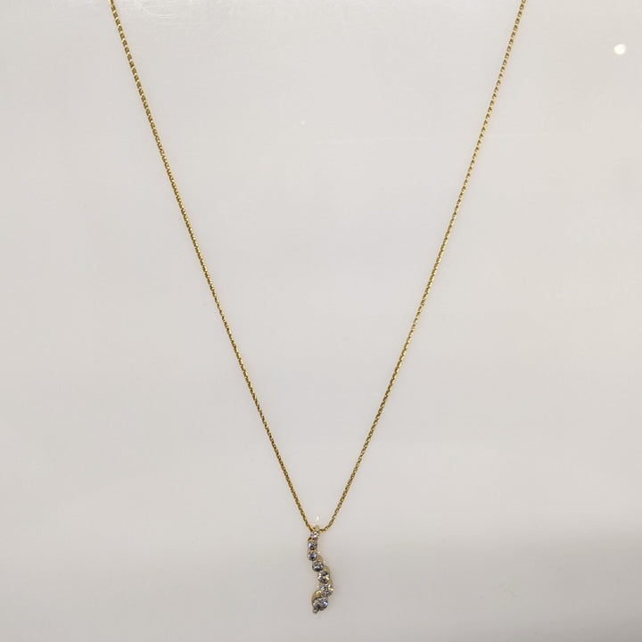14K.44 CARAT TOTAL WEIGHT I1 I DIAMOND ROUND (7) ESTATE JOURNEY PENDANT & CHAIN 3.5 GRAMS