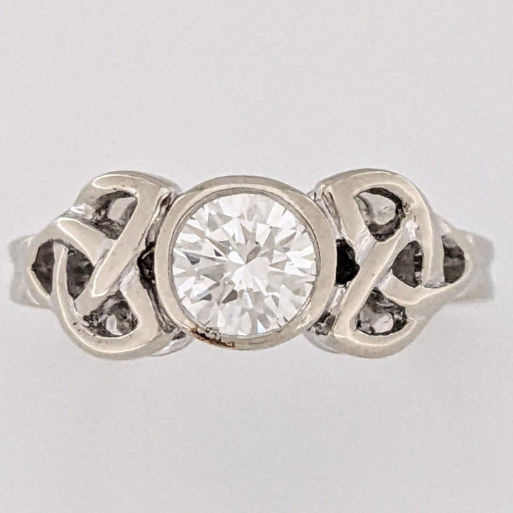 14K WHITE .60 CARAT TOTAL VS2 H DIAMOND ROUND BEZEL CELTIC STYLE ESTATE RING 4.2 GRAMS