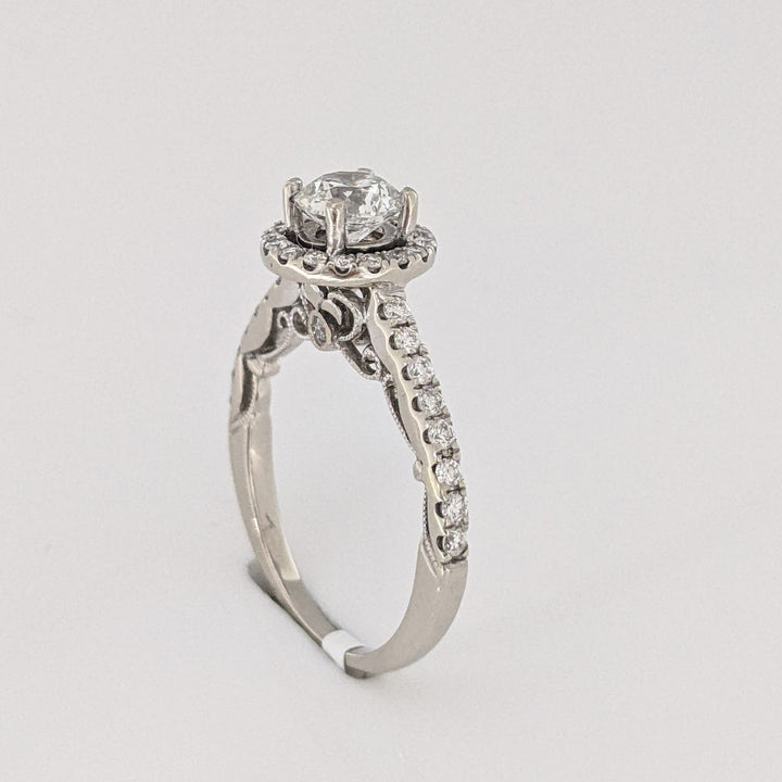 14K 1.11 CARAT TOTAL WEIGHT SI2 F DIAMOND ROUND (36) ESTATE HALO RING 3.0 GRAMS