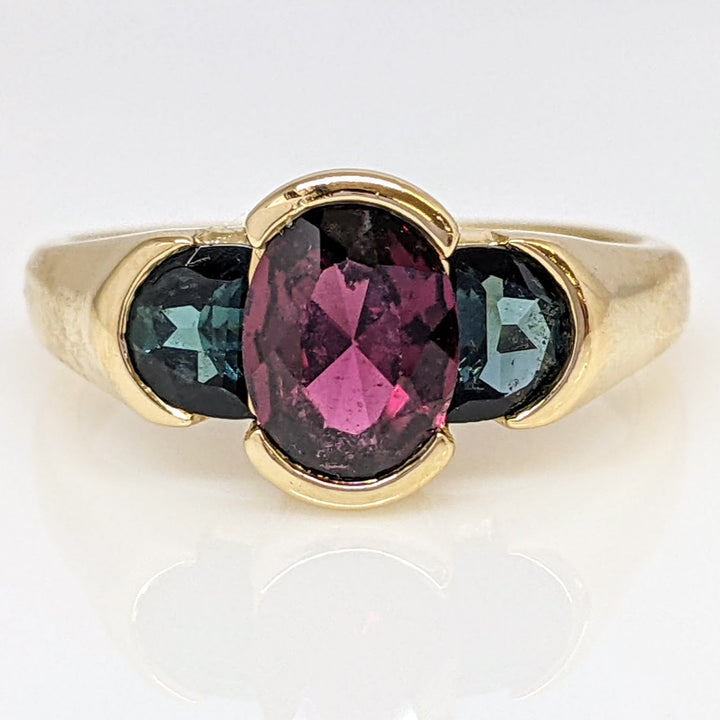 14K PINK TOURMALINE OVAL 6X8 WITH (2) HALF MOON BLUE TOURMALINE ESTATE RING 4.4 GRAMS