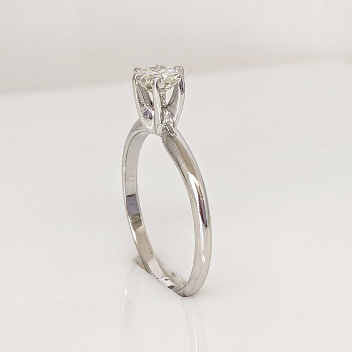 14K WHITE .48 CARAT TOTAL I1 K DIAMOND ROUND ESTATE SOLITAIRE RING 2.1 GRAMS