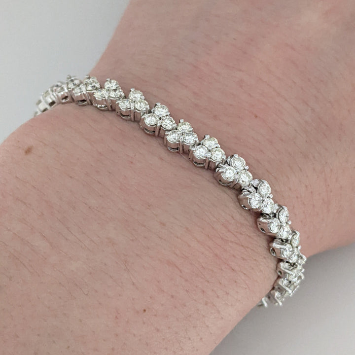 14K WHITE RHODIUM 4.14 CARAT TOTAL WEIGHT SI1 K DIAMOND ROUND (92) 3-CLUSTER ESTATE TENNIS BRACELET 15.1 GRAMS