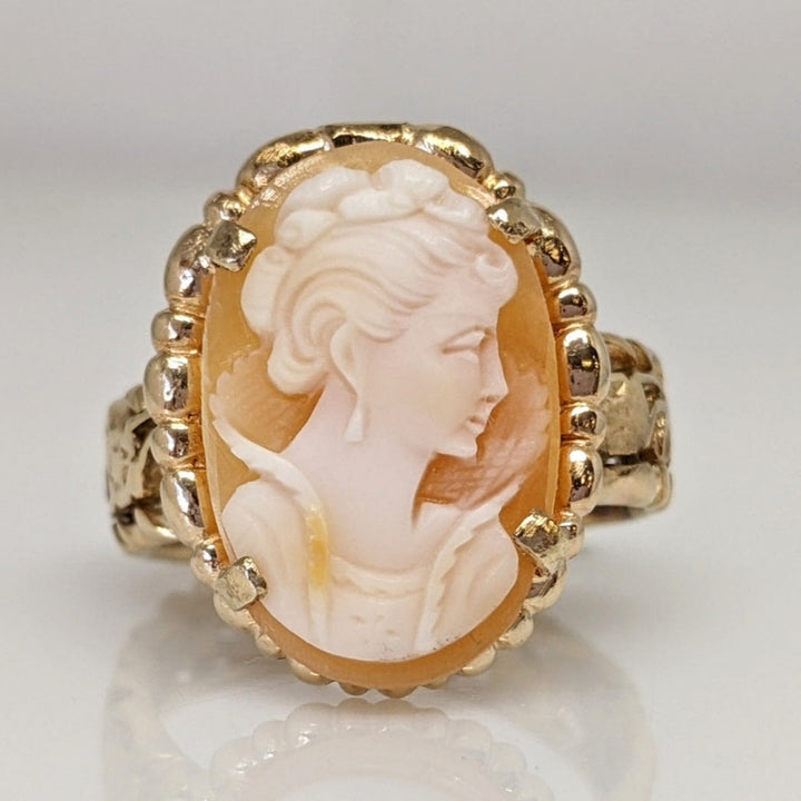 10K CAMEO OVAL 10X15 FILAGREE SHANK ESTATE RING 4.6 GRAMS
