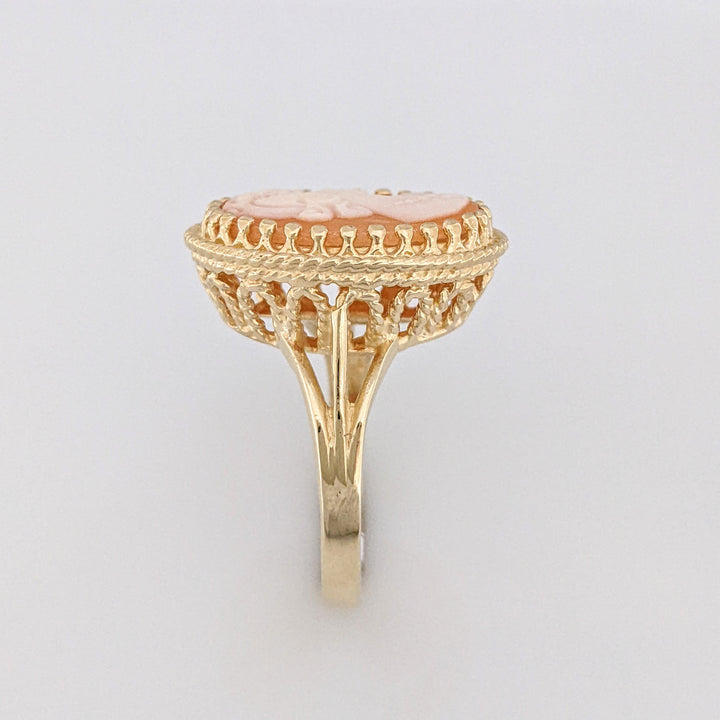 10K CAMEO OVAL 13X18 ESTATE RING 4.6 GRAMS