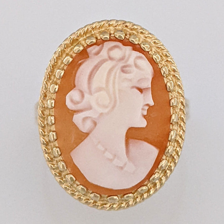10K CAMEO OVAL 13X18 ESTATE RING 4.6 GRAMS
